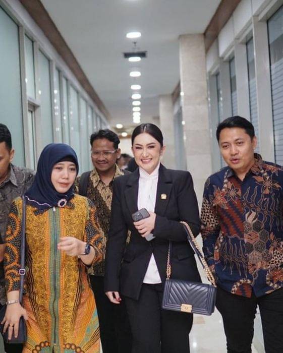 Instagram.com/nafaurbach